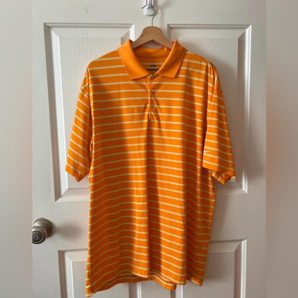 Men’s Nike golf shirt